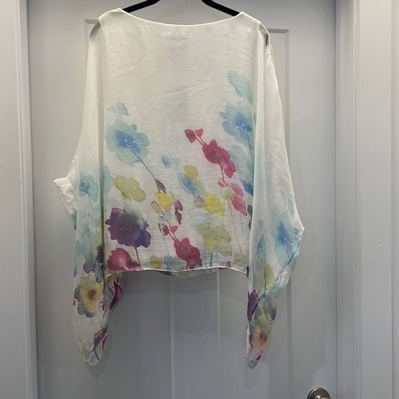 Elena Baldi Tops - 🆕ELENA BALDI  SIZE S/P. Pit to pit on tank under blouse is 18.5” and stretchy.